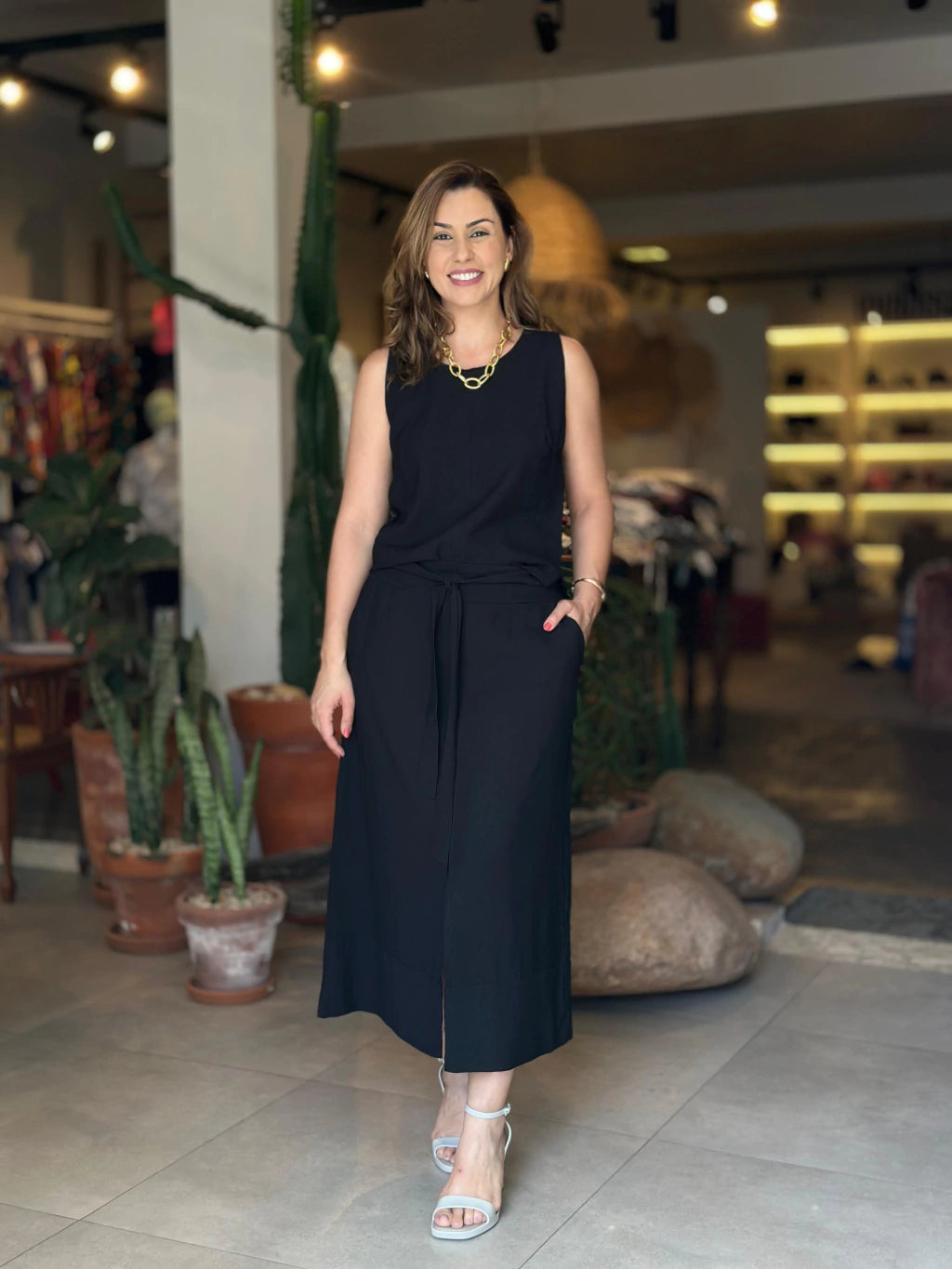 Conjunto Saia Midi Tecido