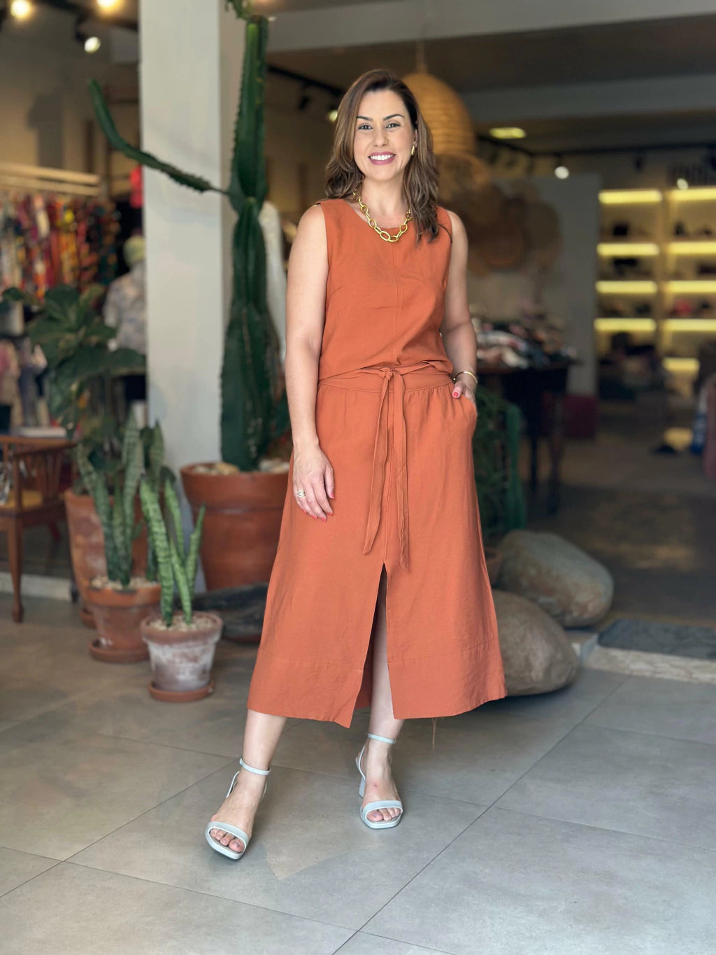 Conjunto Saia Midi Tecido