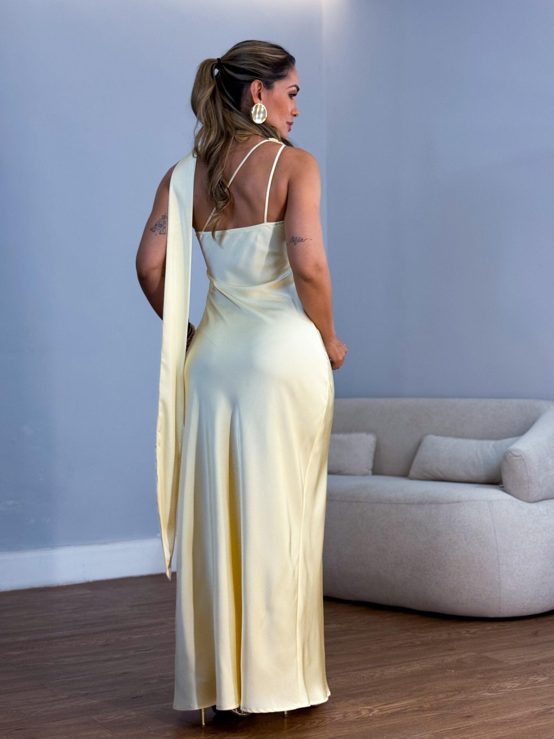 Vestido Cetim Midi – Use Lavyna