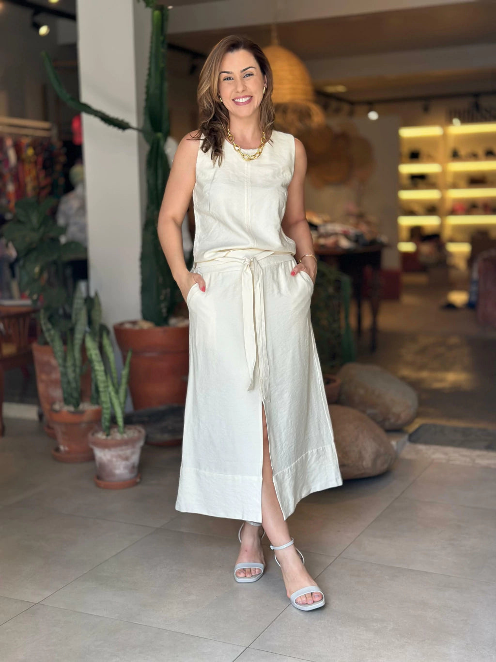 Conjunto Saia Midi Tecido