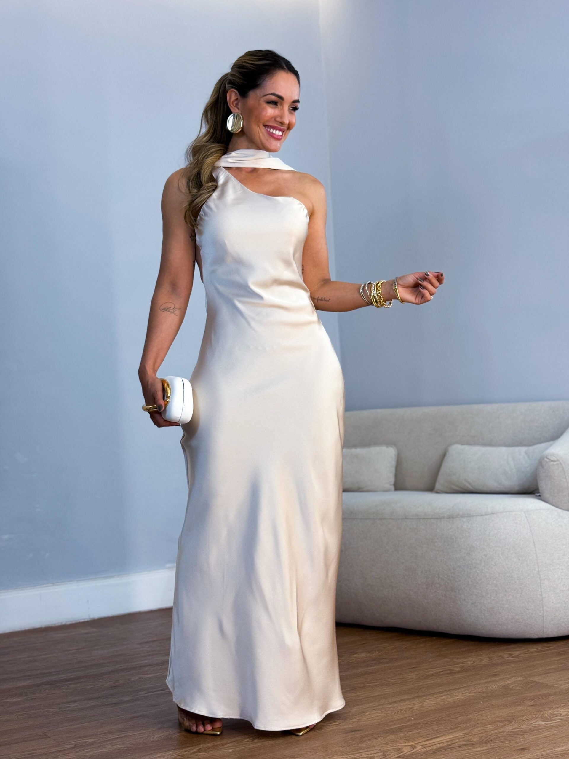 Vestido Cetim Midi – Use Lavyna