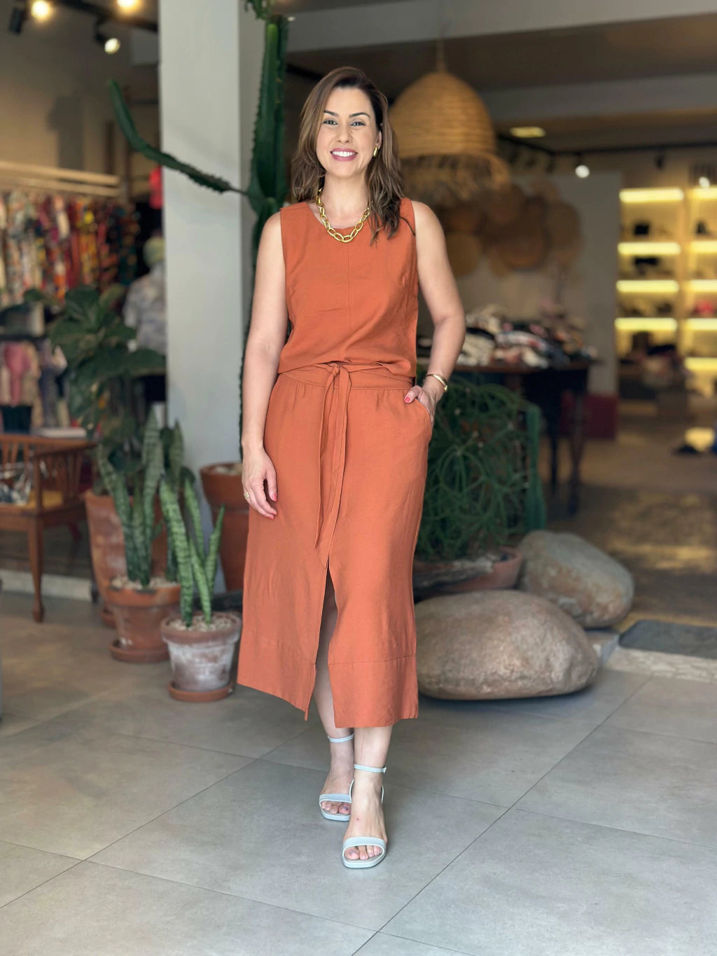 Conjunto Saia Midi Tecido