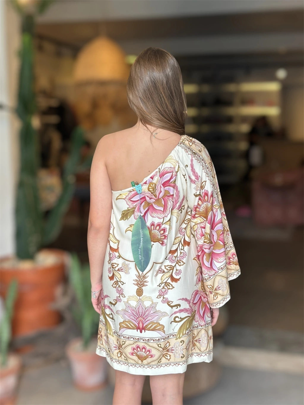 Vestido Curto Jardim Majestoso